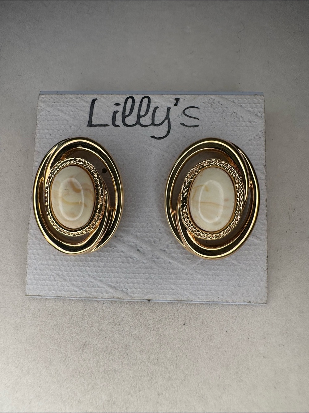 New Lilly’s Gold tone Oval Shell Inlay Earrings - Picture 1 of 2